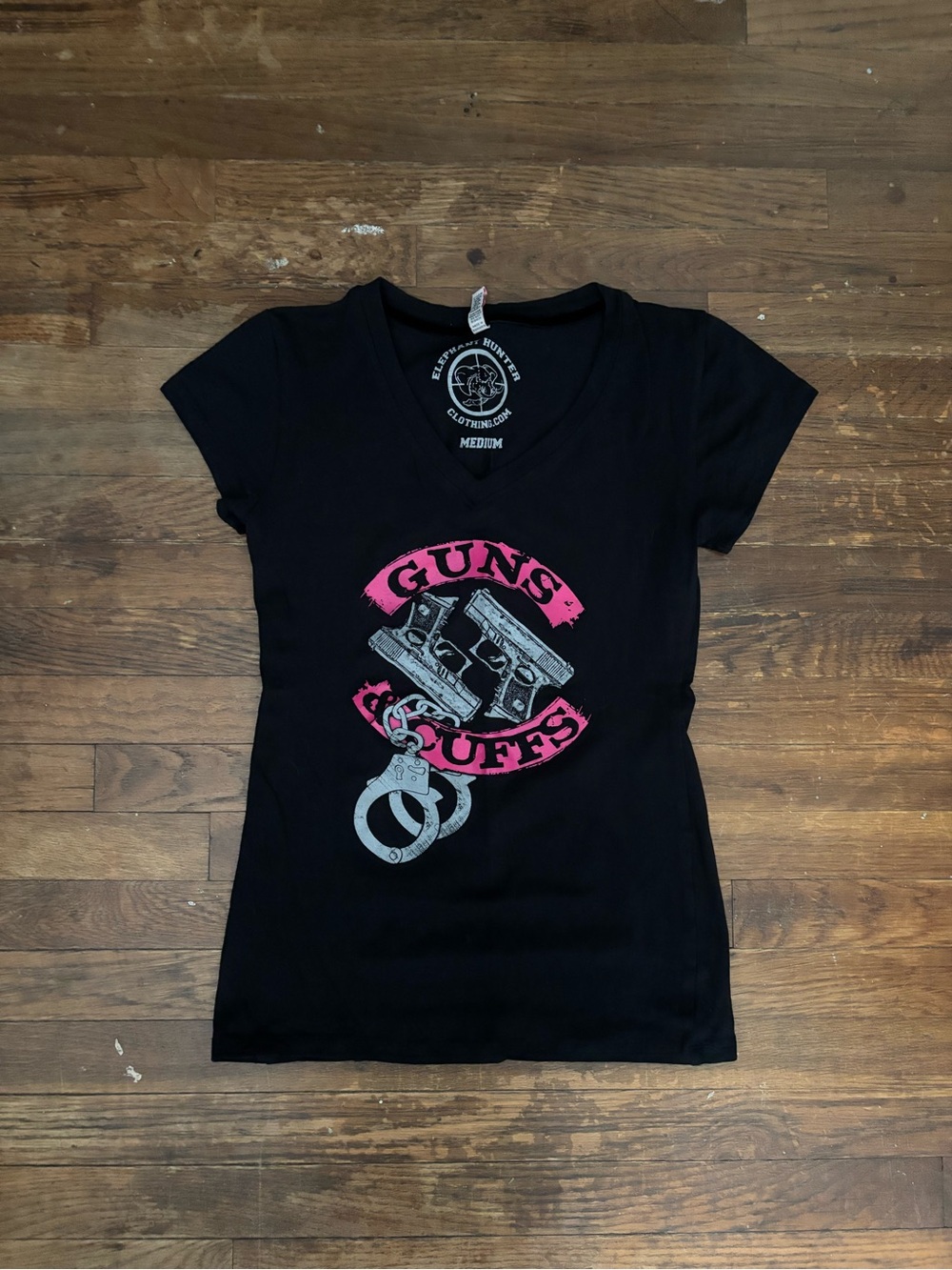 elephanthunterclothing.com guns & cuffs graphic t shirt
